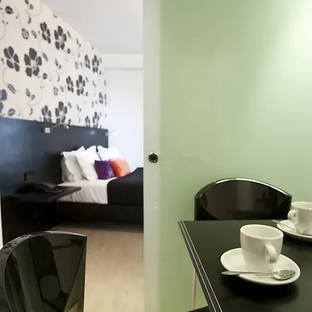 Design 4* 푼샬